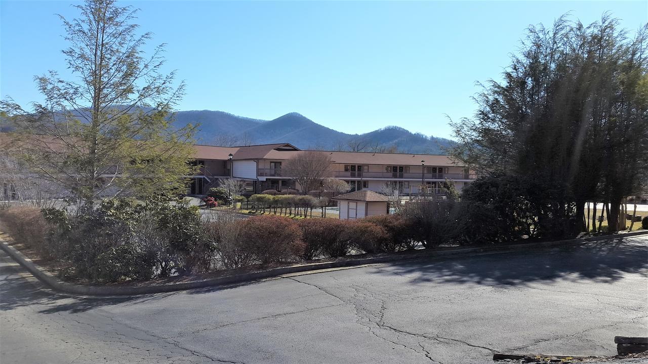 Mountain Valley Inn Dillard Extérieur photo