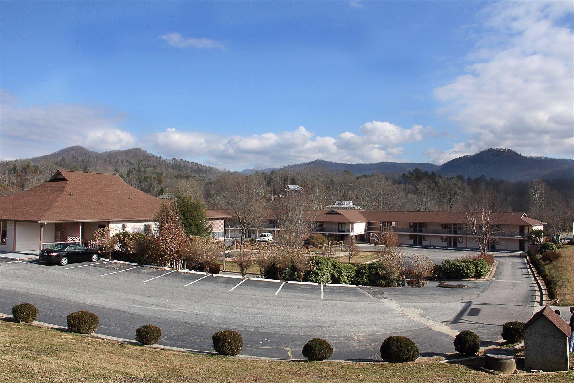 Mountain Valley Inn Dillard Extérieur photo
